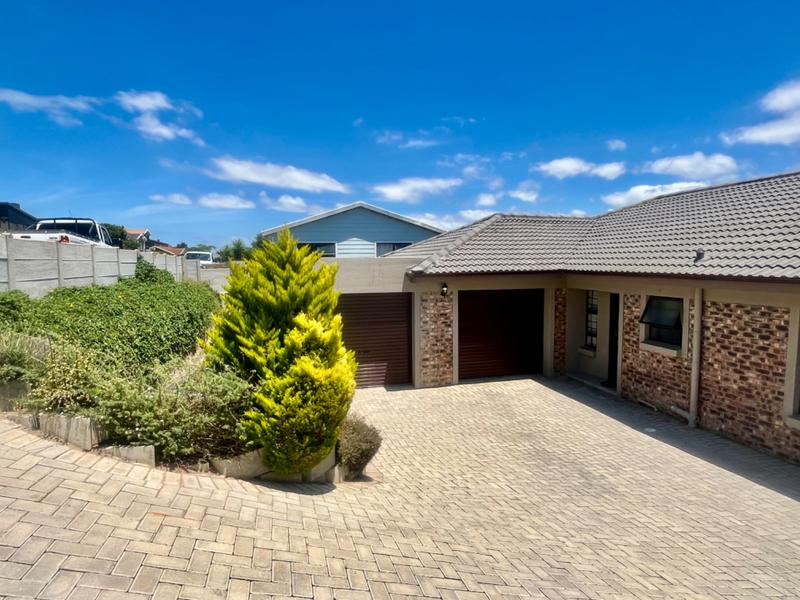 3 Bedroom Property for Sale in Reebok Western Cape